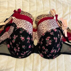 Victoria’s Secret Bra Bundle